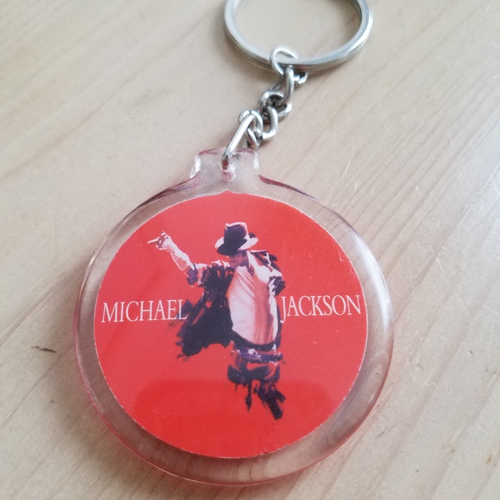 Michael Jackson Acrylic Key Chain - Picture 2 of 4